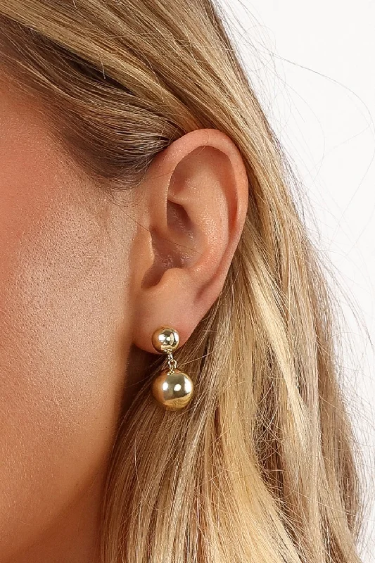 Luxury Jewelry Clearance – Shop Premium Styles Now Bettie Earrings - Gold