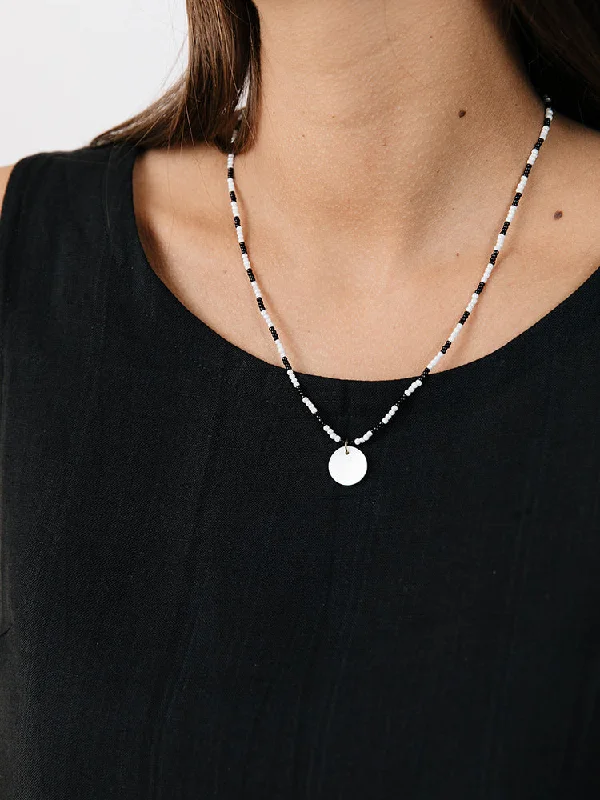 Exclusive Jewelry Offers – Shine For Less Blossom Necklace - Black