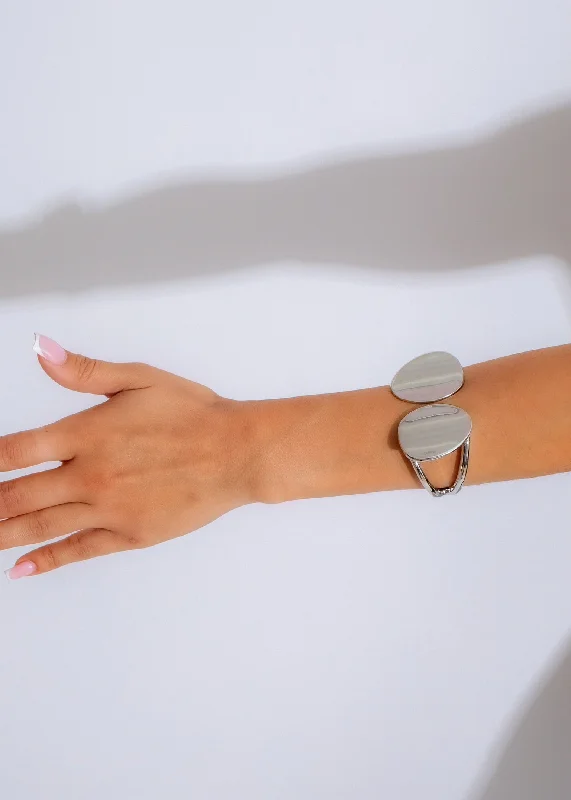 Stunning Jewelry At Even More Stunning Prices Bold and Beautiful Bracelet Silver