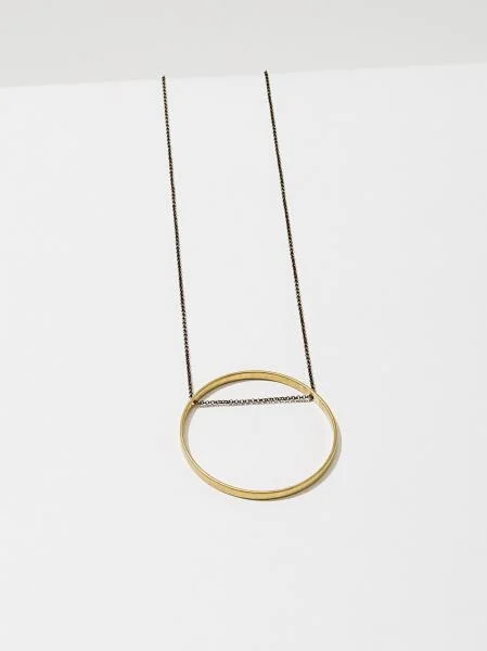 Luxury Meets Affordability – Jewelry Sale Live Now Circle Horizon Necklace - Med