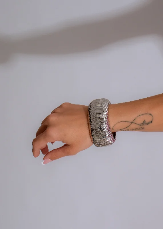 The Perfect Jewelry Piece At The Perfect Discount Create Love Bracelet Silver