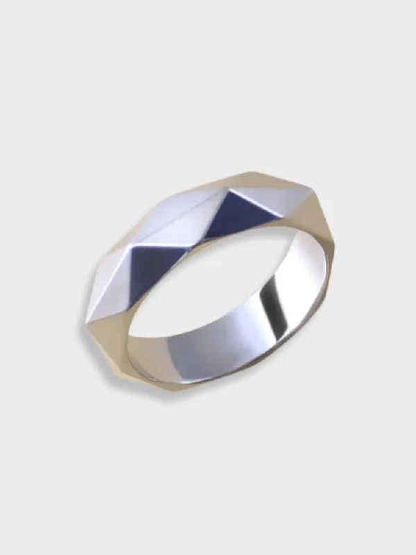 Last Chance To Grab Your Favorite Jewelry At A Discount Diamond Cut Ring