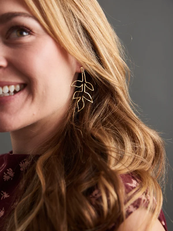 Beautiful Jewelry, Breathtaking Discounts – Hurry In Fauna Wire Earrings - Gold