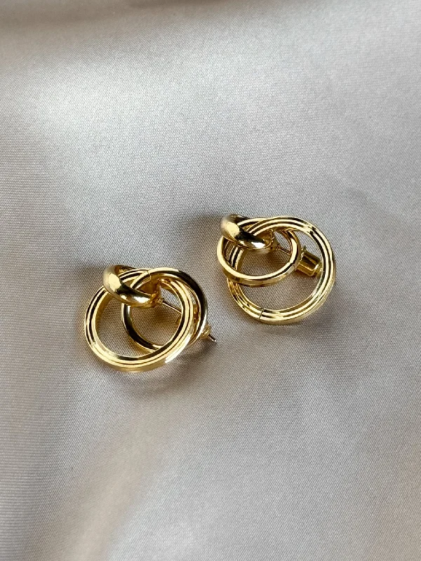 Upgrade Your Jewelry Collection For Less Linked Circle Drop Earrings