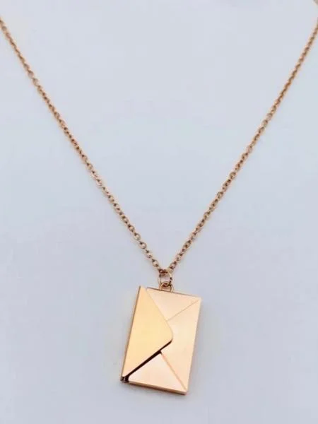 Personalized Engraved Jewelry For Meaningful Gifts Opening Envelope Necklace
