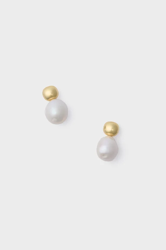 Jewelry Clearance – Final Chance To Save Big Pearl Sutton Earrings