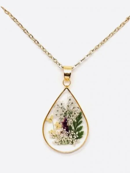 Get The Best Deals On Timeless Jewelry Pieces Pressed Lace + Fern Necklace