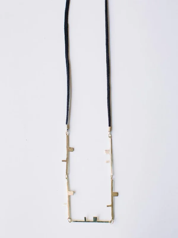 Seasonal Jewelry Deals – Elevate Your Style Salvador Necklace - Gold
