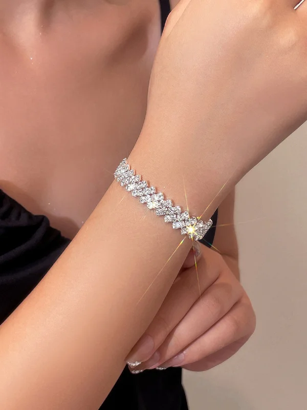 Flash Sale On Stunning Jewelry – Don't Miss Out Simple Shining Crystal Tennis Bracelet Flash Sale On Stunning Jewelry – Don't Miss Out Simple Shining Crystal Tennis Bracelet