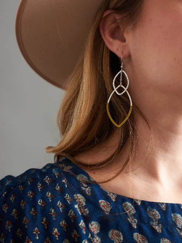 Jewelry Sale Bonanza – Grab Your Sparkle Now Threaded Leaf Earrings Chartreuse