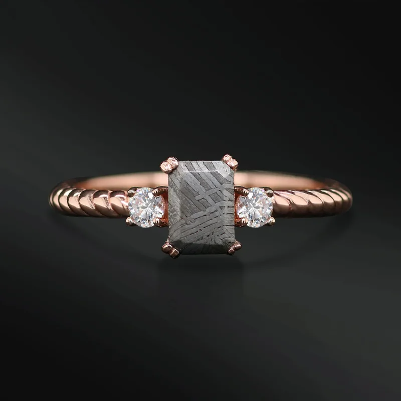 High-End Jewelry, Now More Affordable Than Ever Engagement Ring for Her with Muonionalusta Meteorite | Diamond Accents High-End Jewelry, Now More Affordable Than Ever Engagement Ring for Her with Muonionalusta Meteorite | Diamond Accents