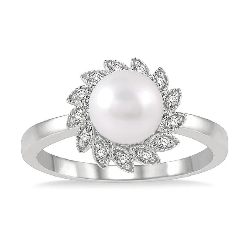 10K White Gold Sunflower Pearl And Diamond Ring