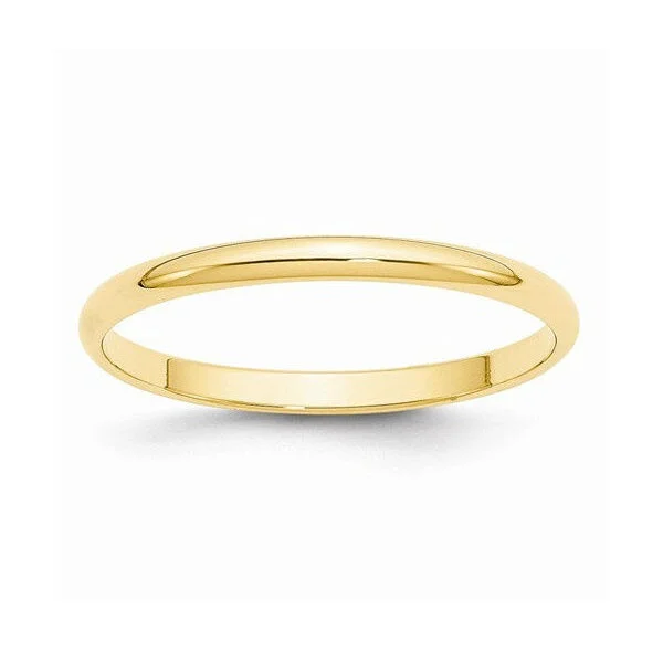 2MM Wedding Ring in 14KT Yellow Gold. Size 7