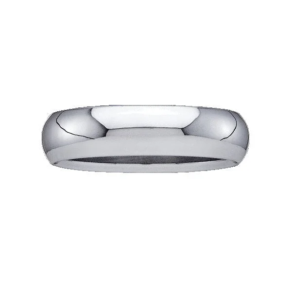 4MM Wedding Ring in 14KT White Gold. Size 7