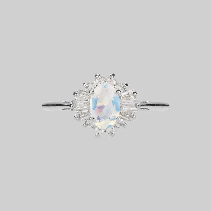 Exclusive Jewelry Sale – Limited-Time Discounts AURELIA. Opal Cluster Silver Ring