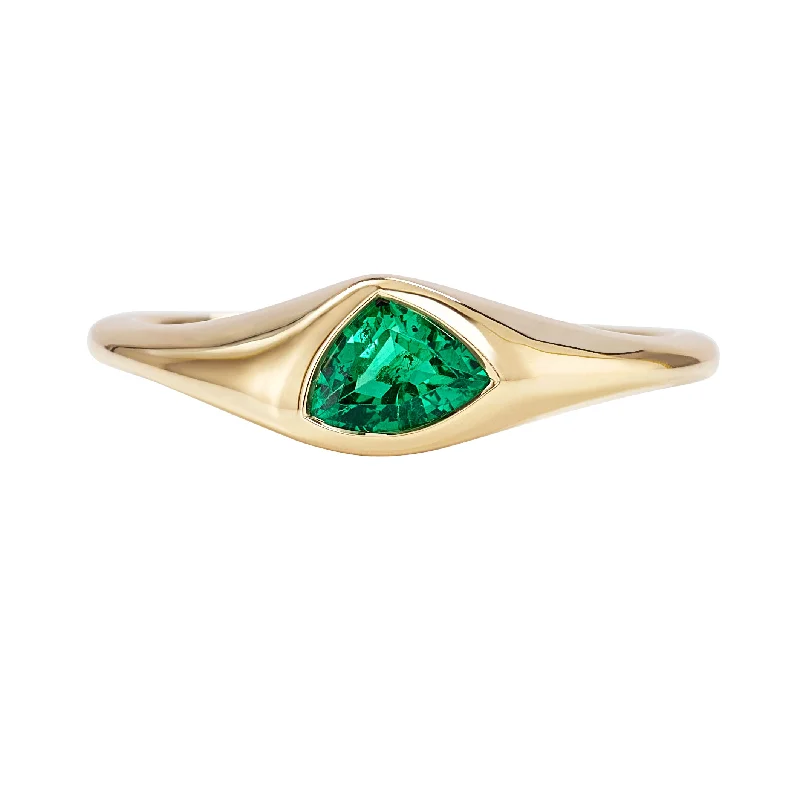Affordable Luxury Jewelry For Every Occasion Axis Triangle Cut Emerald Engagement Ring Affordable Luxury Jewelry For Every Occasion Axis Triangle Cut Emerald Engagement Ring