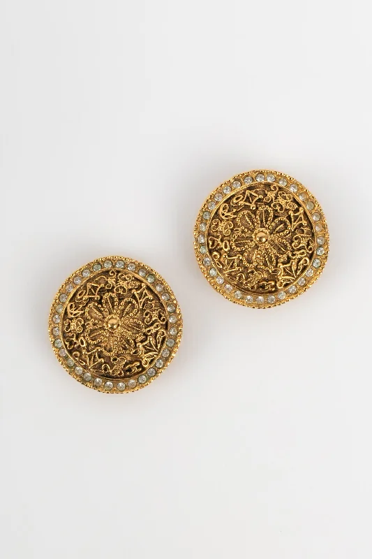 Boucles d'oreilles dorées Chanel