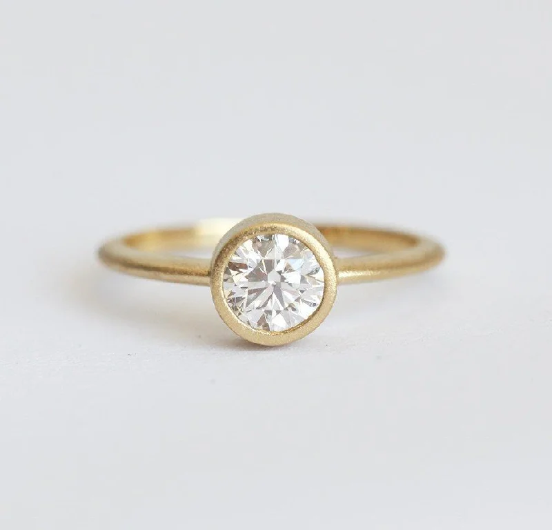 Pia Diamond Ring