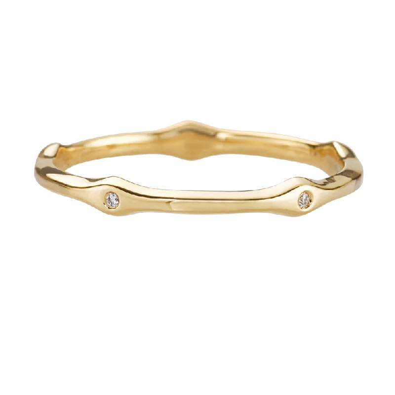 Limited-Time Offer On Premium Jewelry Collections Golden Eternity Band with Brilliant Diamond Elements Limited-Time Offer On Premium Jewelry Collections Golden Eternity Band with Brilliant Diamond Elements