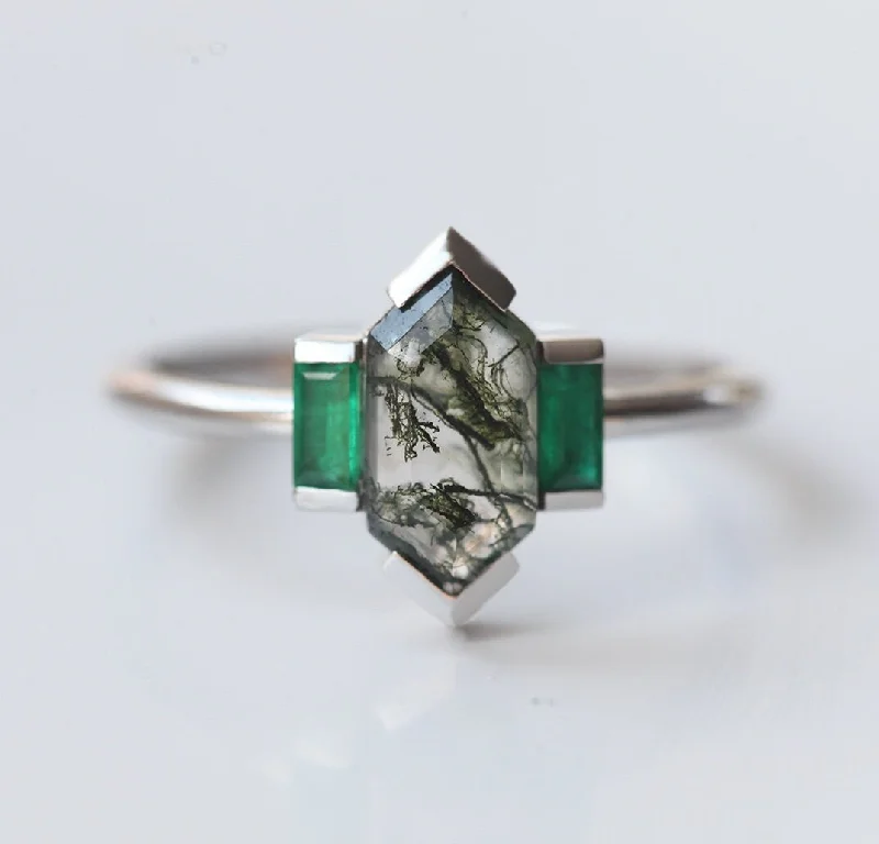 Tonya Hexagon Moss Agate And Emerald Ring