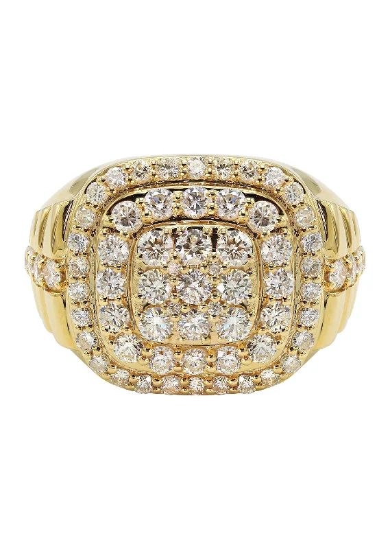 Last Chance To Grab Your Favorite Jewelry At A Discount Mens Diamond Ring | 3.26 Carats | 14.27 Grams