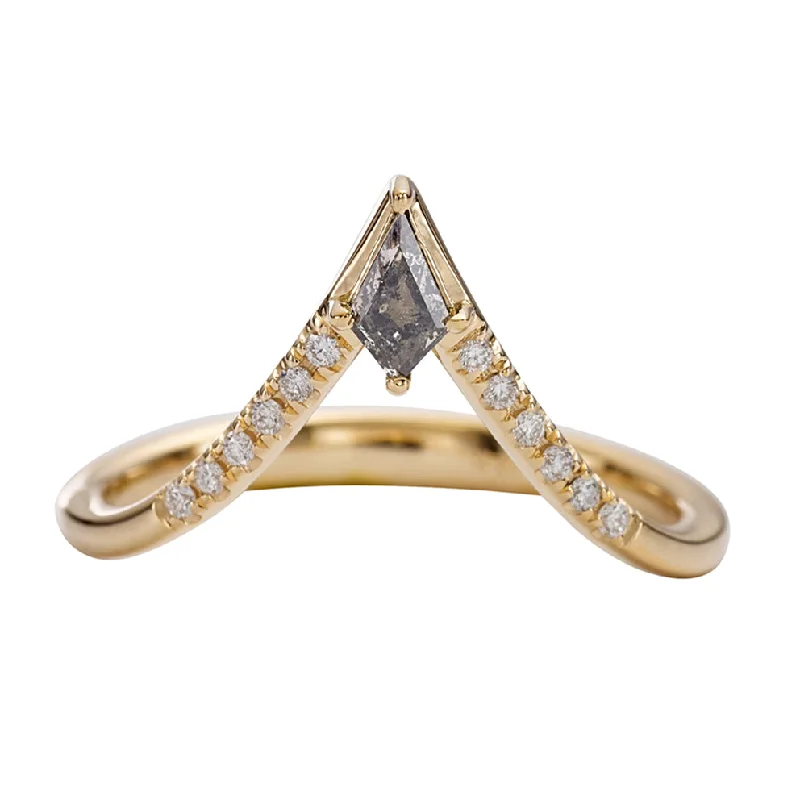 High-End Jewelry, Now More Affordable Than Ever Nesting Kite Diamond Wedding Ring with a Pave Diamond Band High-End Jewelry, Now More Affordable Than Ever Nesting Kite Diamond Wedding Ring with a Pave Diamond Band