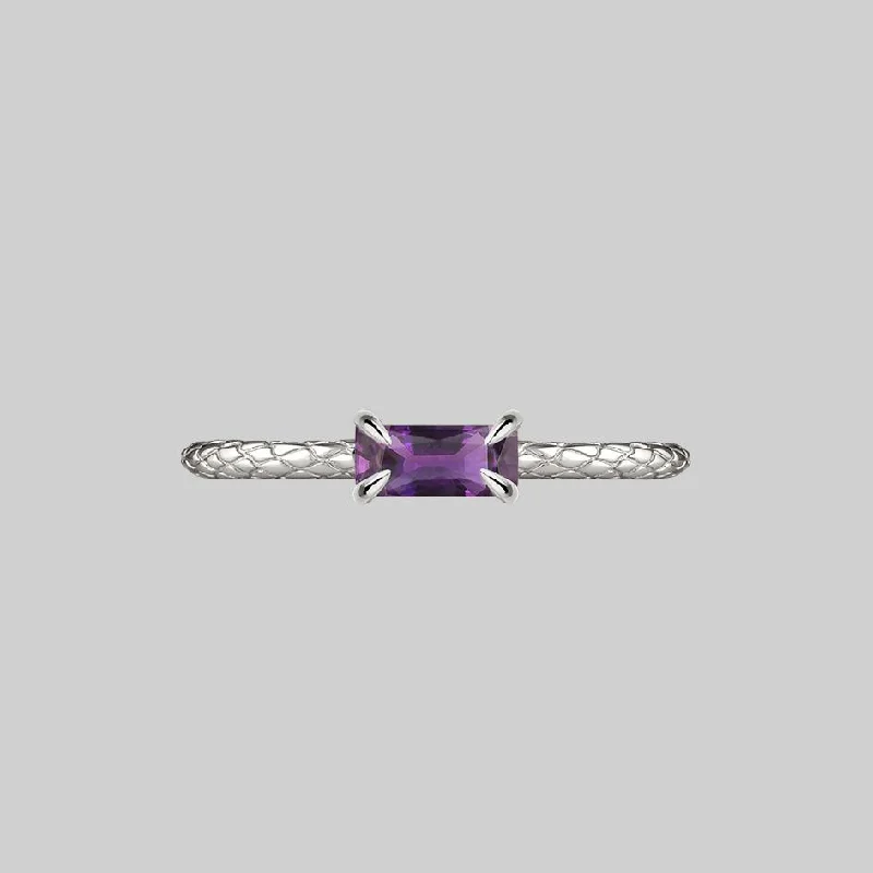 Glamorous Jewelry, Glamorous Deals – Shop Now NYMPH. Amethyst Snake Skin Ring - Silver Glamorous Jewelry, Glamorous Deals – Shop Now NYMPH. Amethyst Snake Skin Ring - Silver