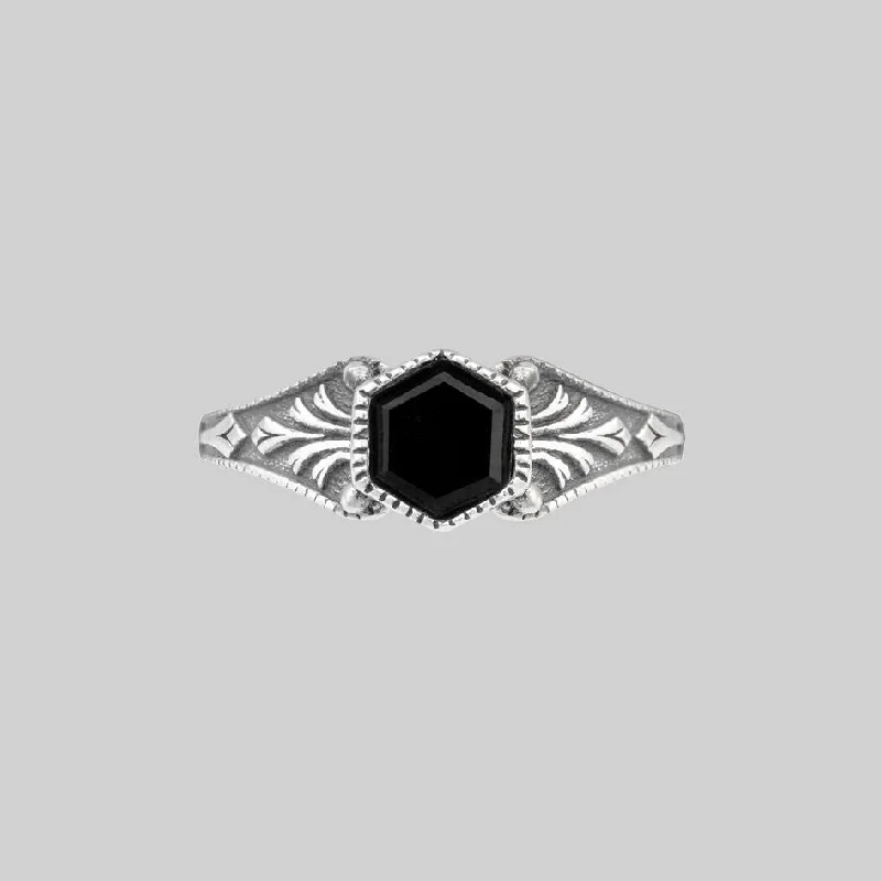 Your Perfect Accessory Now At The Best Price RELIC. Onyx Hexagon Ring - Silver