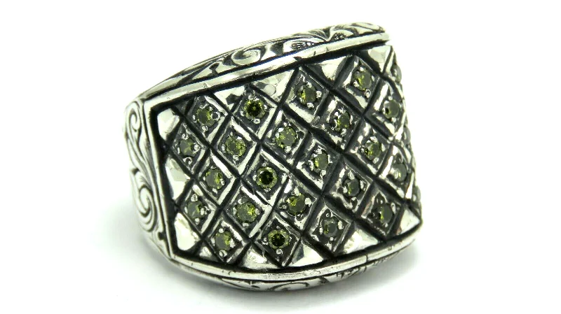 Shop Jewelry That Shines Without The High Price Turkish Handmade Jewelry 925 Sterling Silver Peridot Stone Engraved Mens Rings Shop Jewelry That Shines Without The High Price Turkish Handmade Jewelry 925 Sterling Silver Peridot Stone Engraved Mens Rings