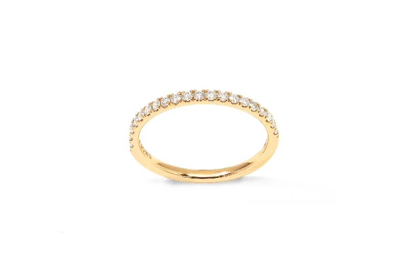 Chic, Trendy, And Affordable Jewelry Sale Amore The Eternity Classic Half 18K Gold Ring w. Diamonds Chic, Trendy, And Affordable Jewelry Sale Amore The Eternity Classic Half 18K Gold Ring w. Diamonds
