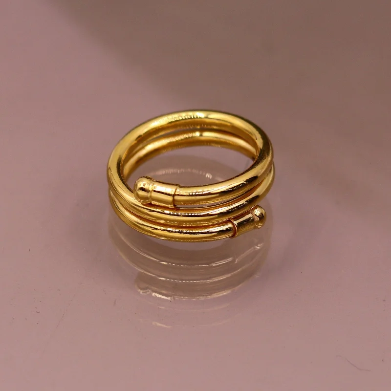 Bold And Beautiful Jewelry Now At Irresistible Prices Solid spiral ring 22kt yellow gold handmade fabulous design all sizes ring band for unisex gifting jewelry from india GR003 Bold And Beautiful Jewelry Now At Irresistible Prices Solid spiral ring 22kt yellow gold handmade fabulous design all sizes ring band for unisex gifting jewelry from india GR003