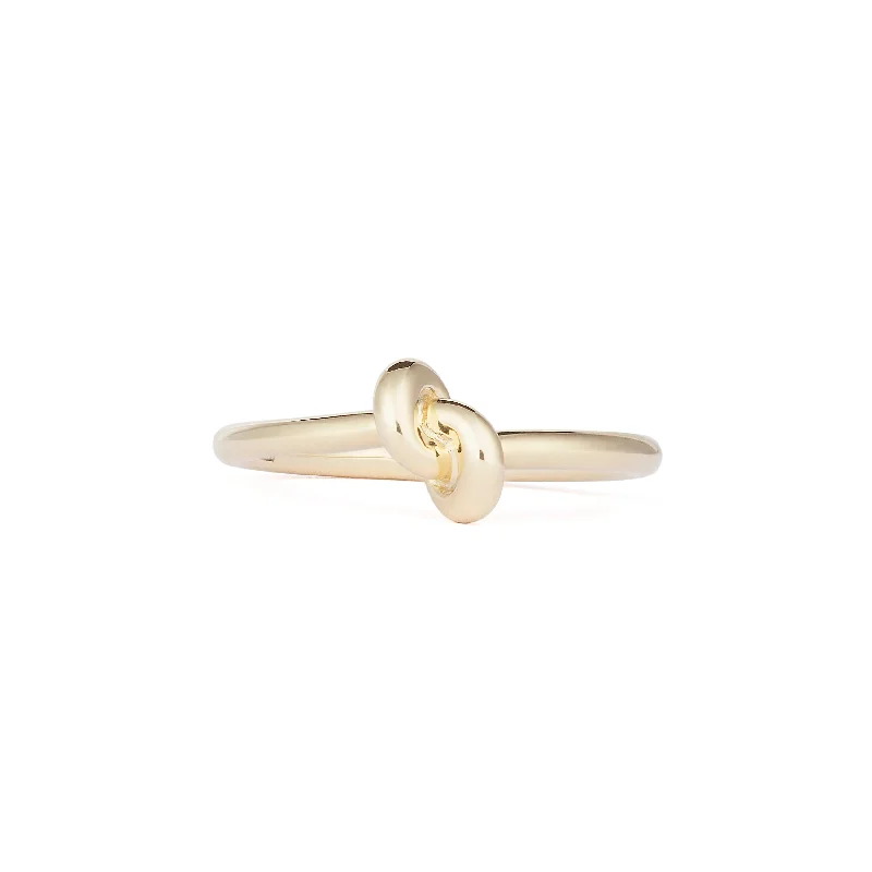 Affordable Gold-Plated Jewelry For Modern Fashion Legacy Knot Mini (Slim) 18K Gold Ring Affordable Gold-Plated Jewelry For Modern Fashion Legacy Knot Mini (Slim) 18K Gold Ring