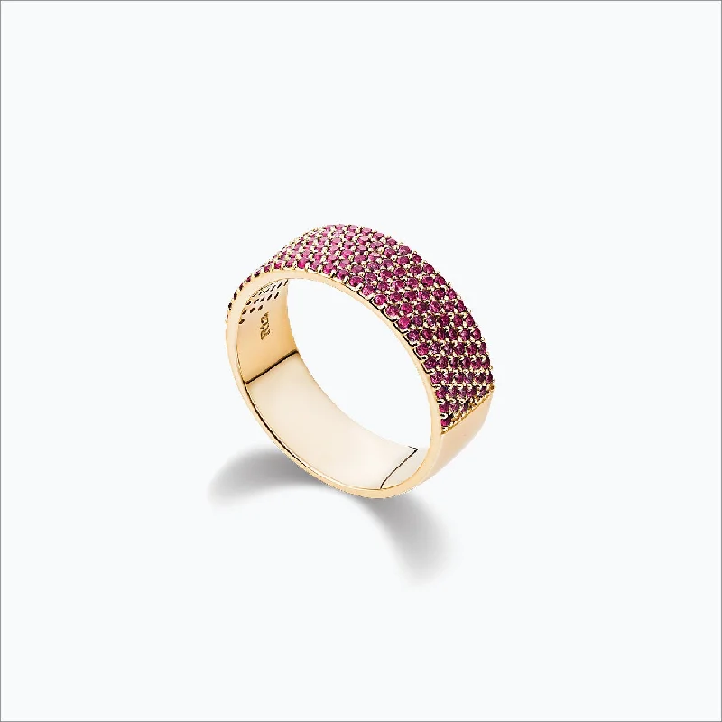 Cigar Band 18K Gold Ring w. Pink Sapphire