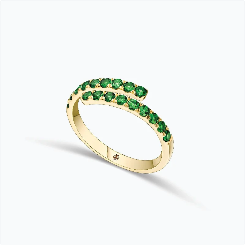 Initha 18K Gold Ring w. Tsavorite