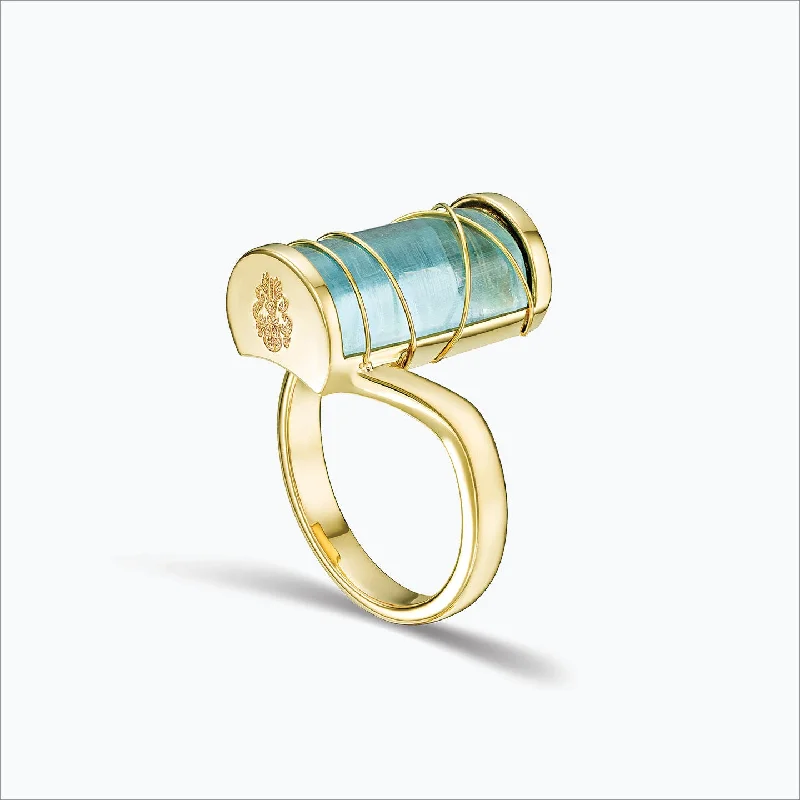 Karura 18K Gold Ring w. Aquamarine