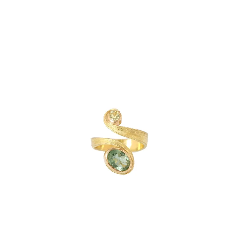 Flash Jewelry Sale – Get Stunning Pieces At Low Prices Plissé curve Ring
