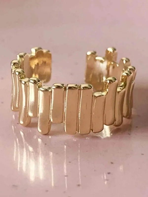 Delicate Crystal Jewelry For Sophisticated Charm Golden Cluster