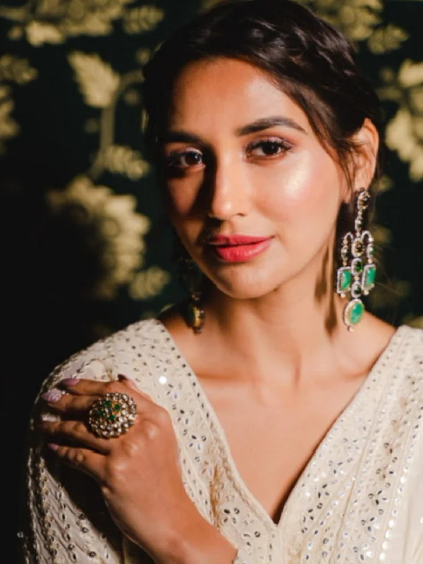 Bestselling Jewelry At Special Promotional Rates Nikita Dutta In Layered Round Kundan Ring Bestselling Jewelry At Special Promotional Rates Nikita Dutta In Layered Round Kundan Ring