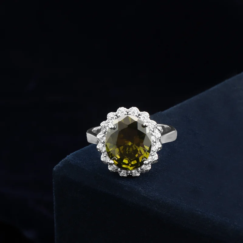 Exclusive Online Discounts On Stylish Jewelry Nipura Moss Floral Halo Ring