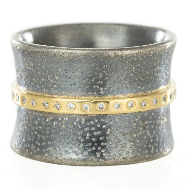 Limited-Time Jewelry Sale – Don't Miss Out On Dazzling Discounts Twilight Band #2 - 18k Gold, Oxidized Silver + VS Diamonds Limited-Time Jewelry Sale – Don't Miss Out On Dazzling Discounts Twilight Band #2 - 18k Gold, Oxidized Silver + VS Diamonds