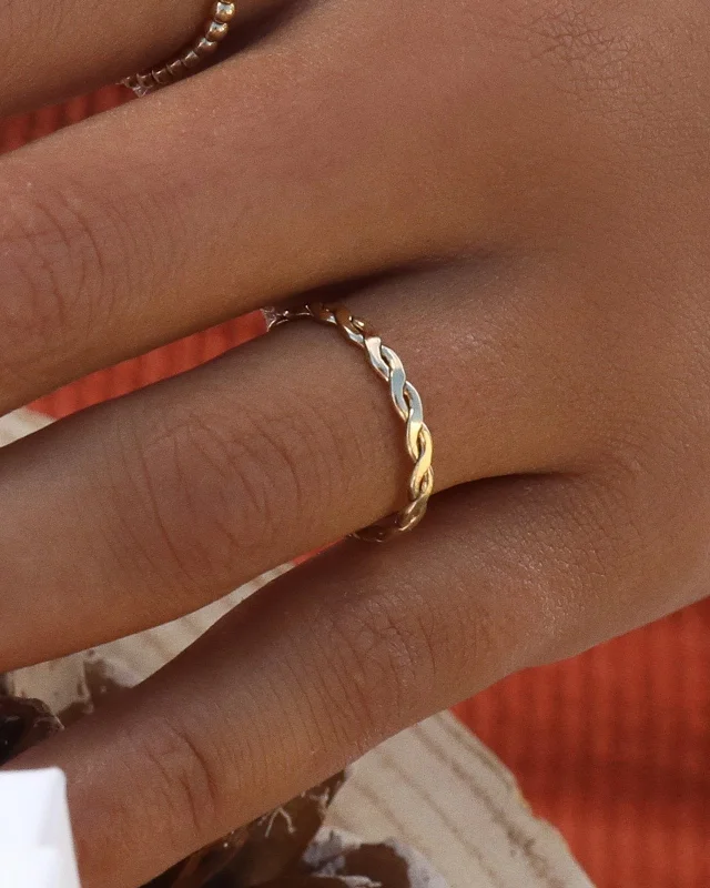Elegant Jewelry At Unbeatable Offers – Shop Before It's Gone Woven Ring