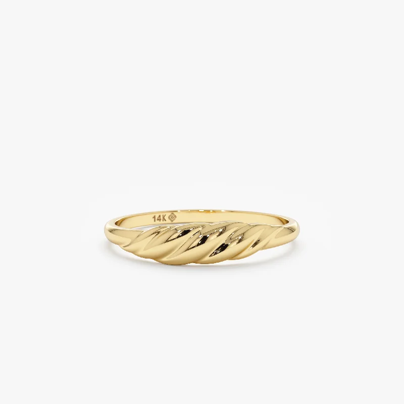 Clearance Sale On High-End Jewelry Collections Solid Gold Textured Croissant Ring, Gen