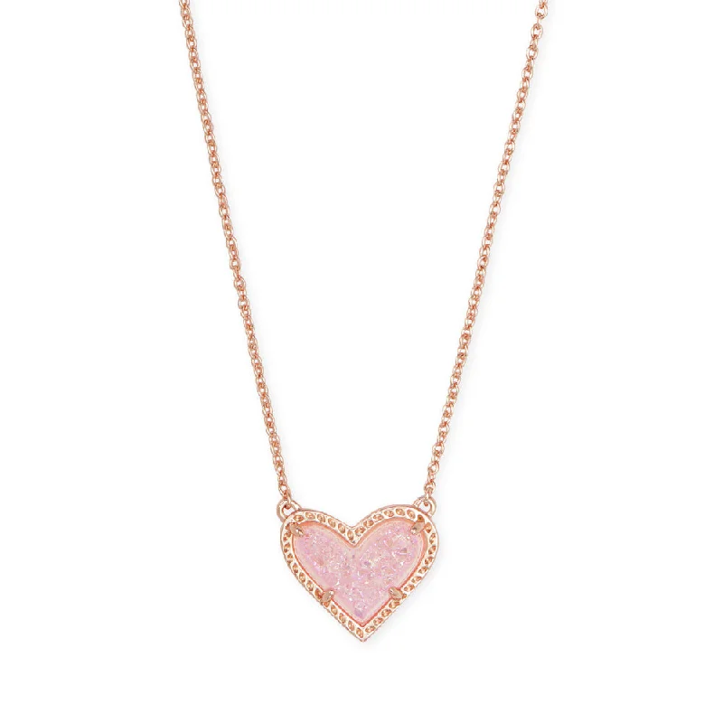 Limited-Time Jewelry Sale – Elegant Styles At Less Kendra Scott Ari Heart Short Pendant Necklace Rose Gold Pink Drusy Limited-Time Jewelry Sale – Elegant Styles At Less Kendra Scott Ari Heart Short Pendant Necklace Rose Gold Pink Drusy