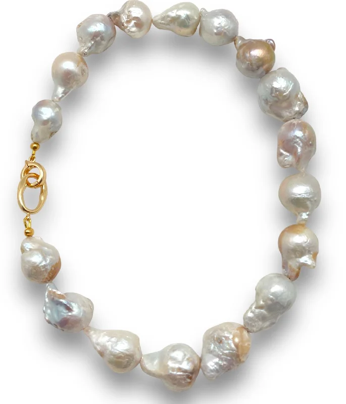 Trending Jewelry Now At Unbeatable Prices Large Baroque Pearl Necklace