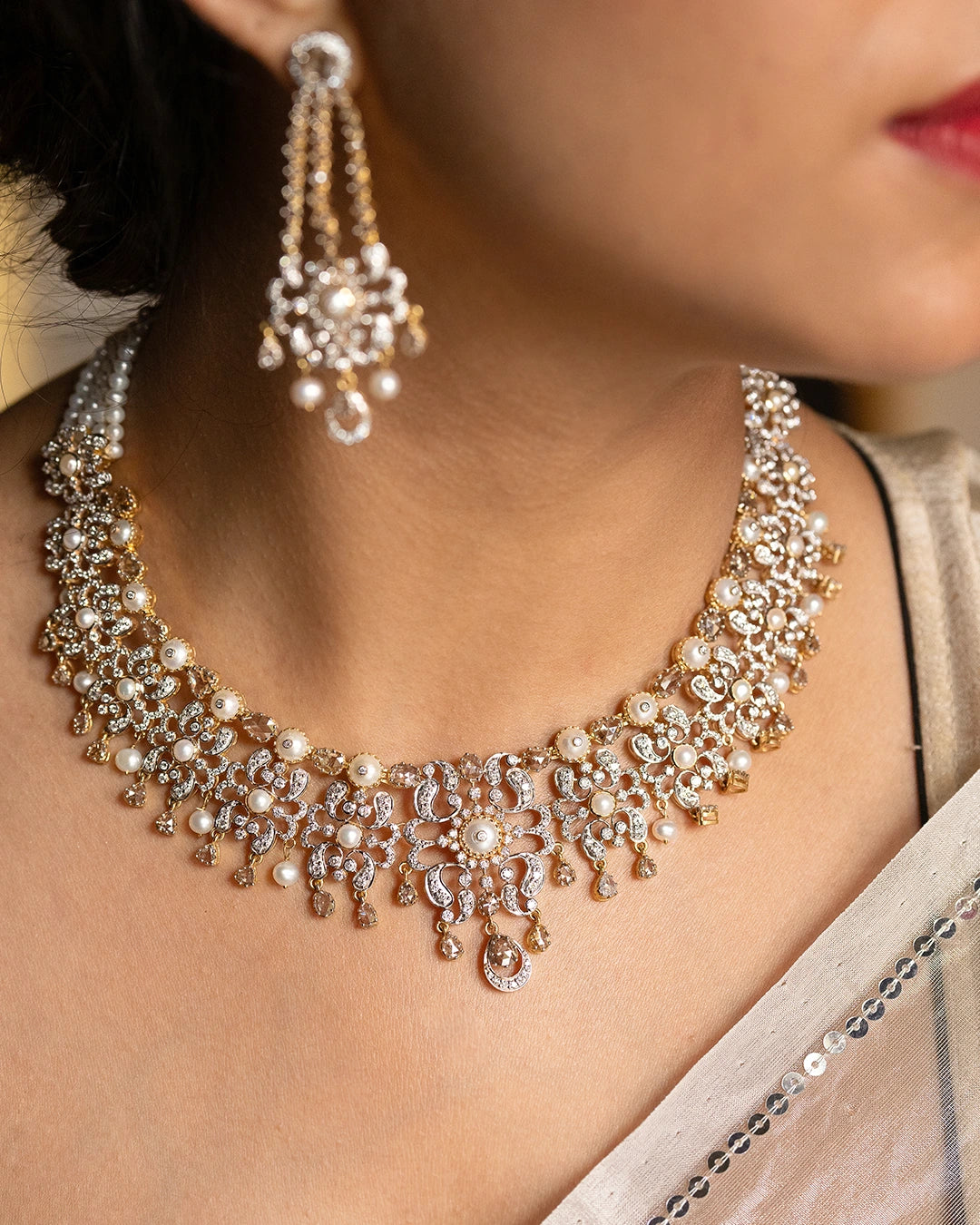 Don't Miss These Dazzling Jewelry Discounts Uttara Necklace