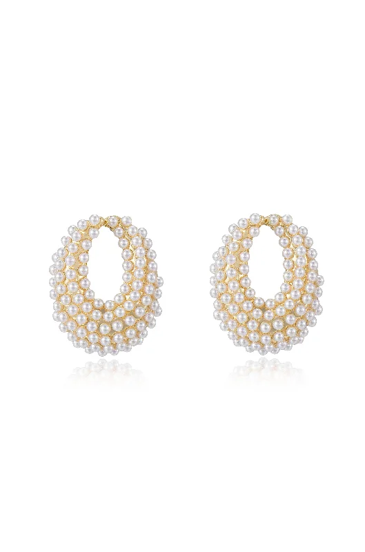 Last Chance To Shop High-End Jewelry At Markdown Prices Classic Pearl Cluster Stud Earrings Last Chance To Shop High-End Jewelry At Markdown Prices Classic Pearl Cluster Stud Earrings