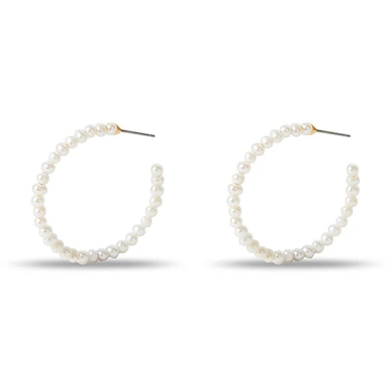 Timeless Jewelry Styles At Wallet-Friendly Prices FRESHWATER PEARL MEDIUM HOOP