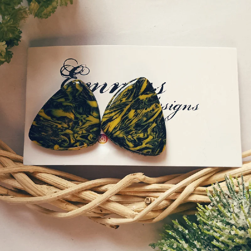 Affordable Glamour – Premium Jewelry At Special Prices Emmas Designs Resin Stud Earrings Affordable Glamour – Premium Jewelry At Special Prices Emmas Designs Resin Stud Earrings