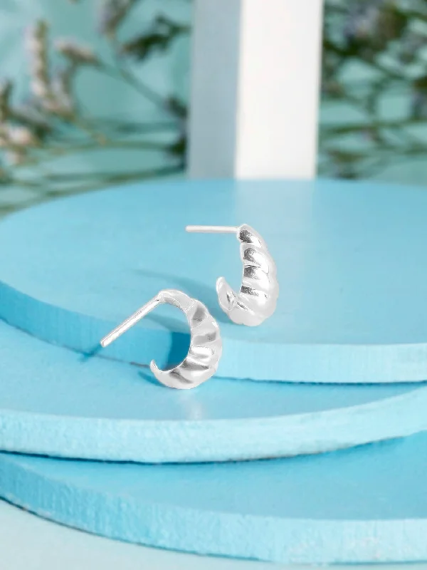 Clearance Sale On High-End Jewelry Collections Rubans 925 Silver The Twirling Silver Beauty Hoop Earrings. Clearance Sale On High-End Jewelry Collections Rubans 925 Silver The Twirling Silver Beauty Hoop Earrings.