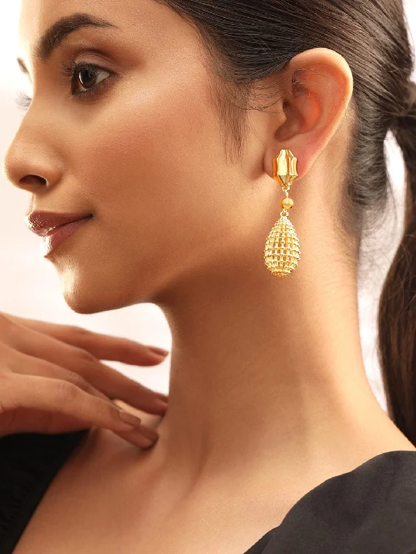 Save On Luxury Jewelry Pieces – Limited-Time Offers Rubans Voguish Golden Cascade Gold Plated Drop Earrings Save On Luxury Jewelry Pieces – Limited-Time Offers Rubans Voguish Golden Cascade Gold Plated Drop Earrings